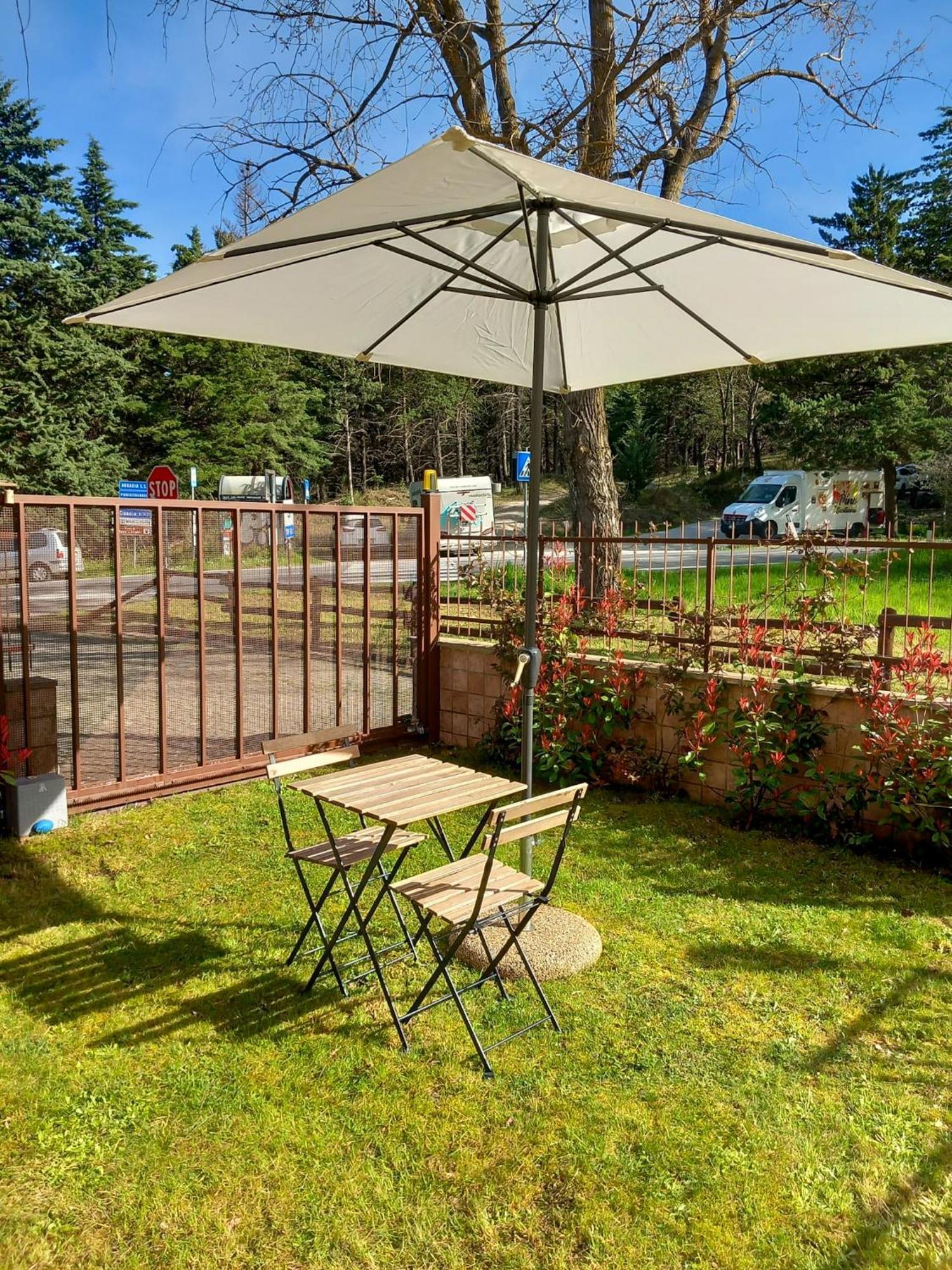 La Casina Delle Sorgentelle Villa Bagni San Filippo Luaran gambar